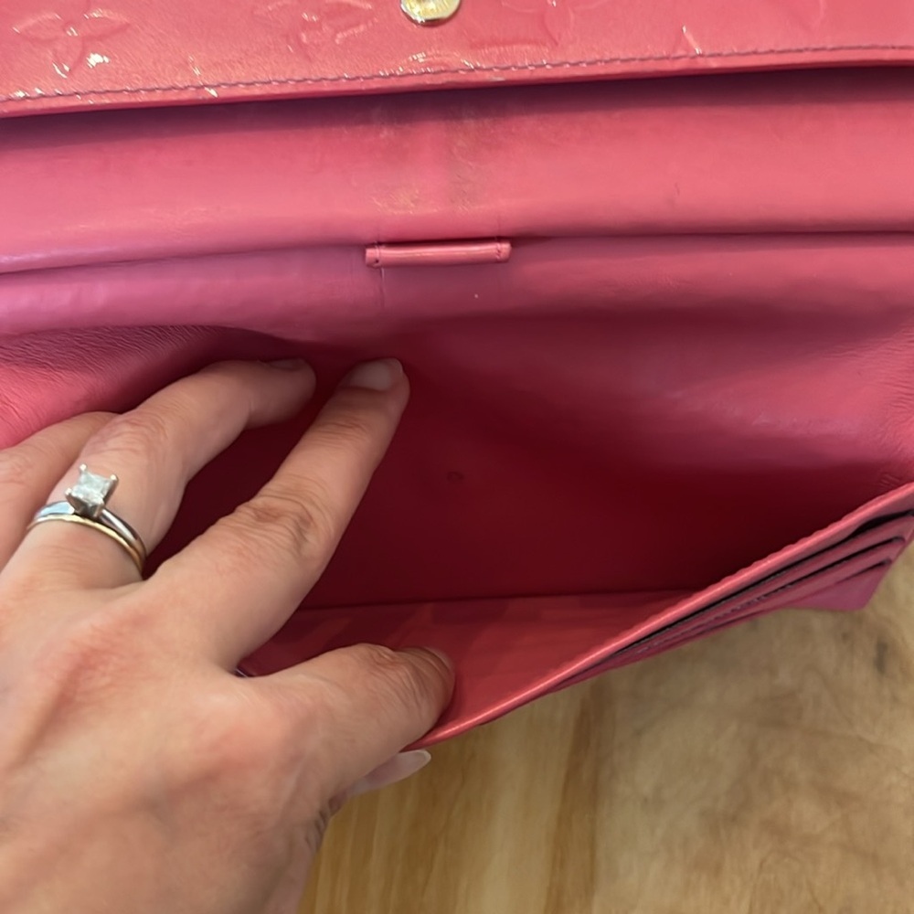 Louis Vuitton Pink Wallet - Picture 10 of 16